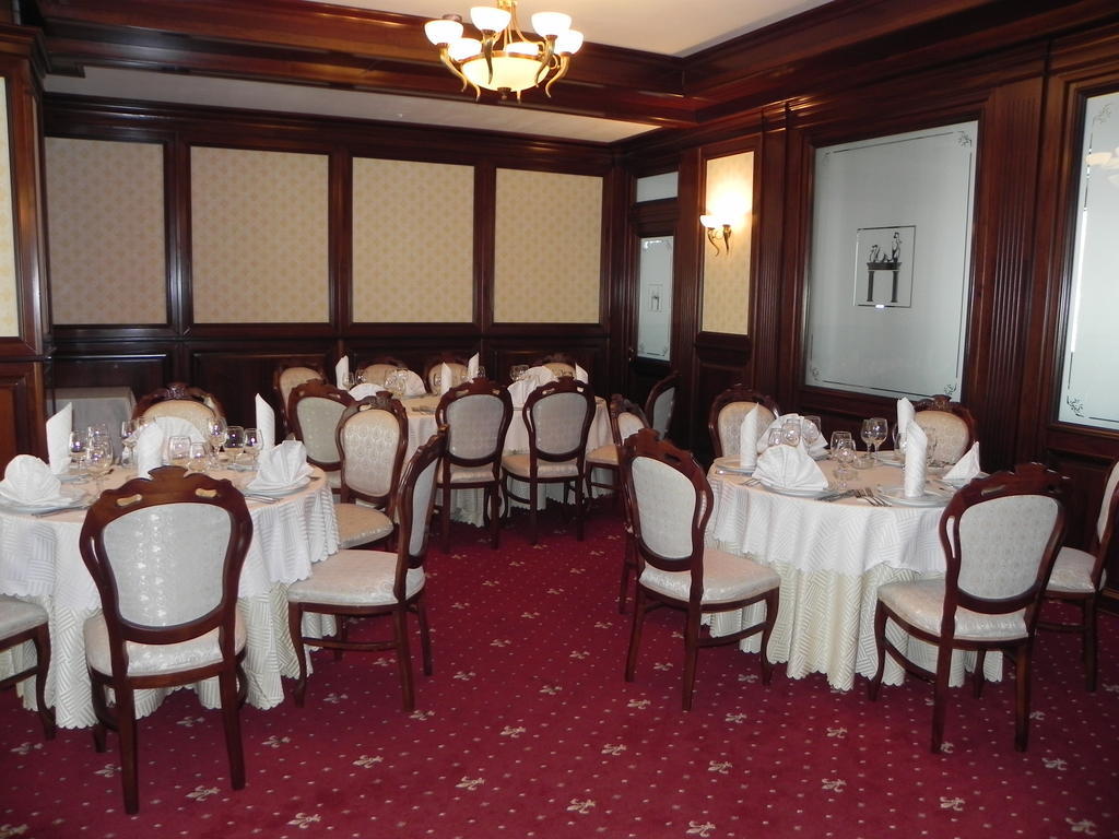 Hestia Hotel Calarasi  Luaran gambar
